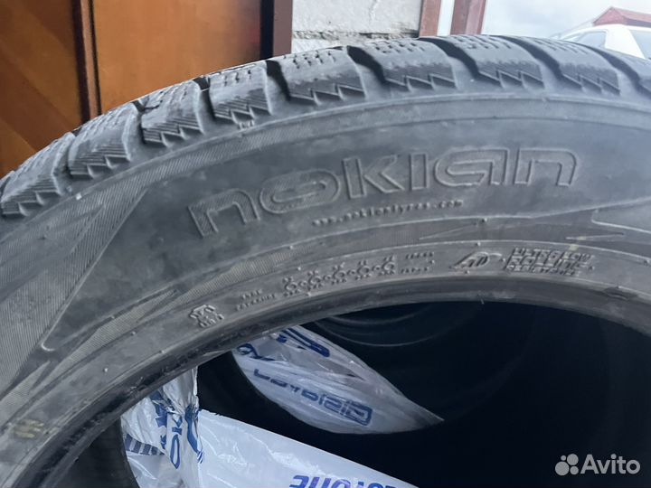 Nokian Tyres Hakkapeliitta R2 SUV 265/50 R20 111R