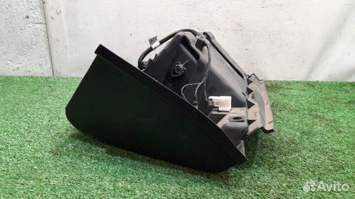 Бардачок Hyundai Sonata 4 EF 2.0 G4GC 137 Л.C 2011