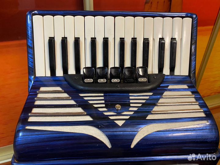 Детский(ученический) аккордеон weltmeister 1/2