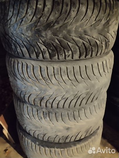 Yokohama Flexpan 270 245/45 R20
