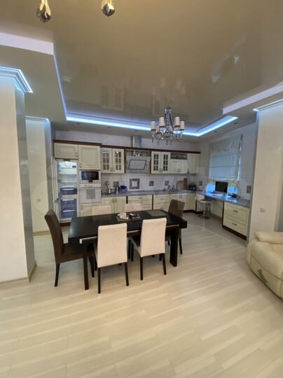 3-к. квартира, 114 м², 4/14 эт.