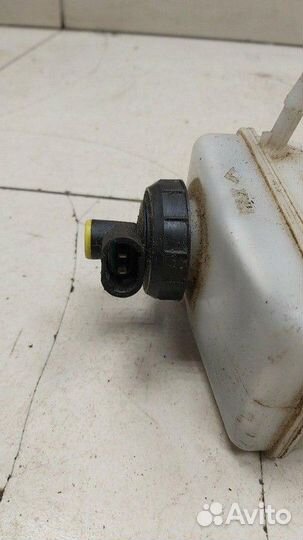 Главный тормозной цилиндр