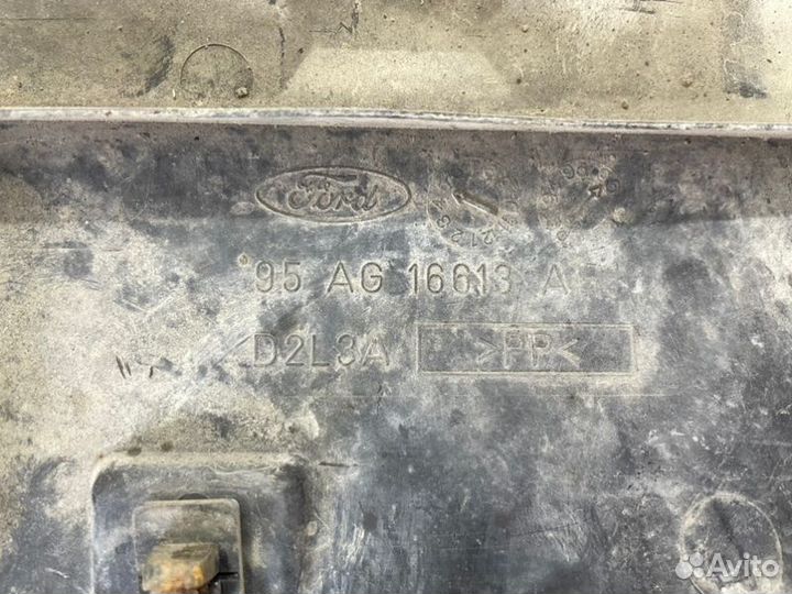 Воздуховод радиатора верхний Ford Escort 6 1997