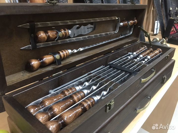 Набор для пикника в чемодане