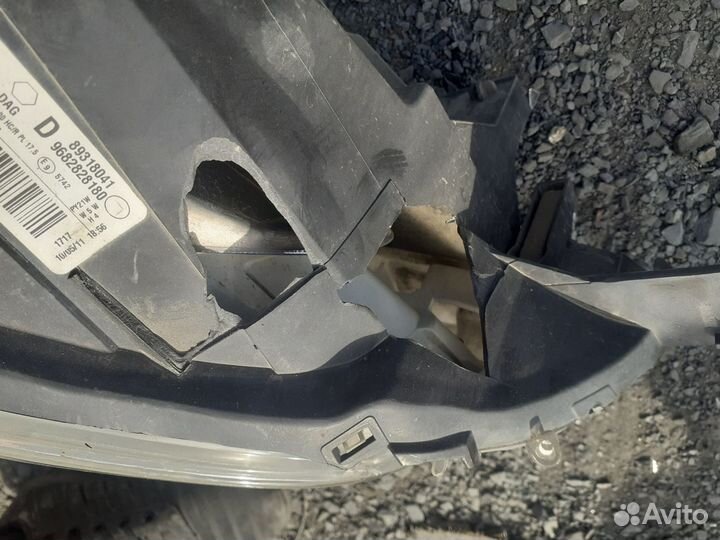 Фара правая Ситроен Берлинго Б9 Citroen Berlingo