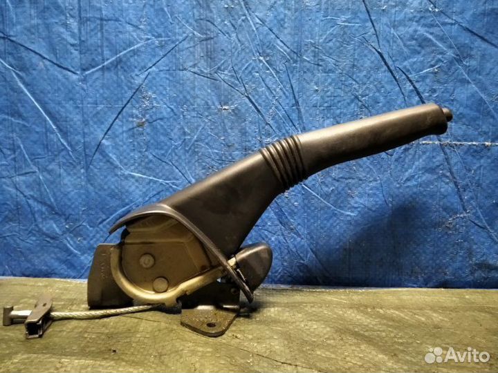 Рычаг стояночного тормоза Renault Logan 1 K7J 2008