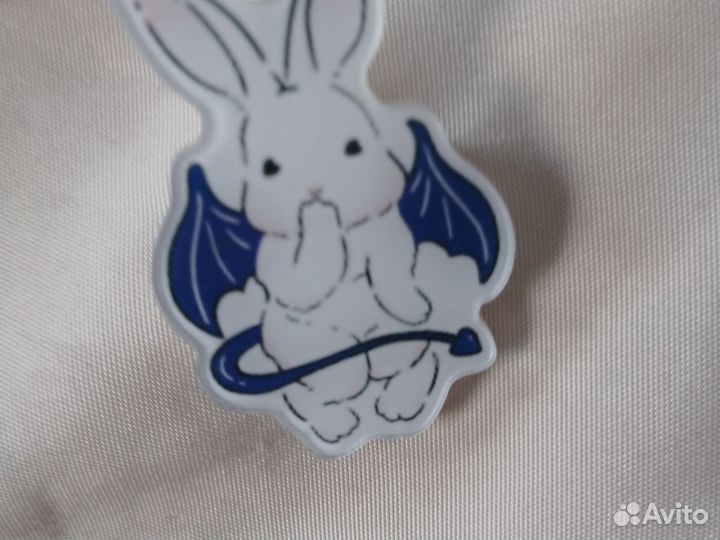 Значок зайчик милый