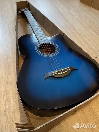Гитара новая