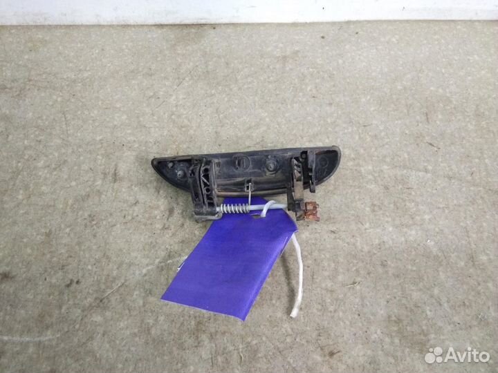 Ручка двери наружная левая Renault Logan 2005-2014