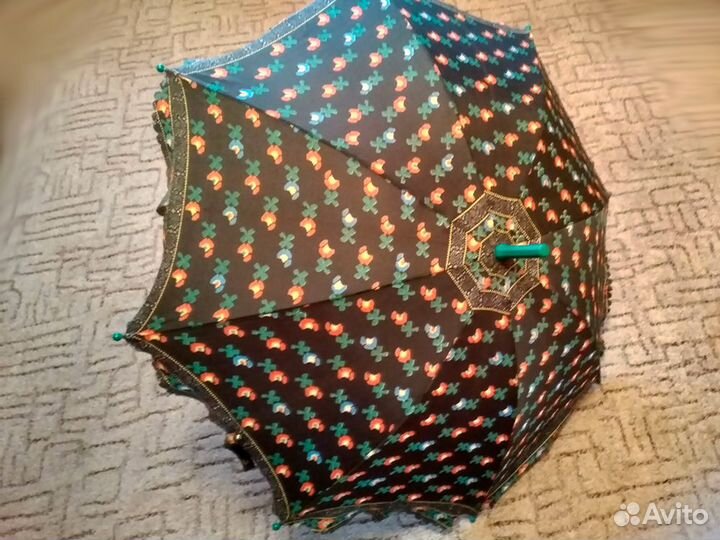 Зонтик-трость с рюшами