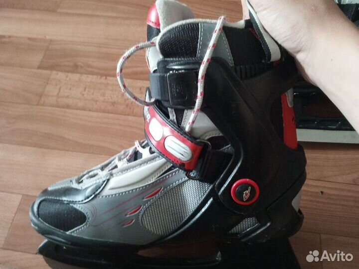 Фигурные коньки raptor