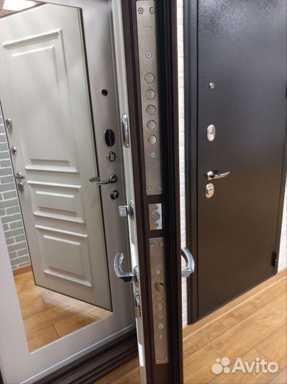 Входная дверь с терморазрывом Норд 2