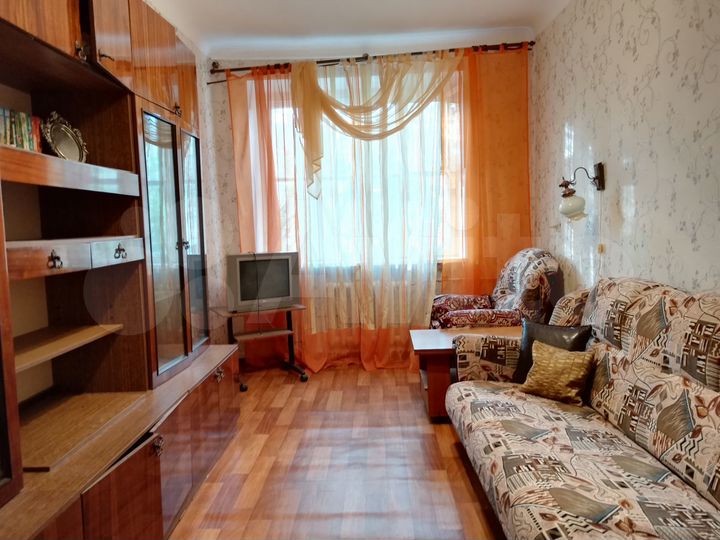 3-к. квартира, 60 м², 2/3 эт.