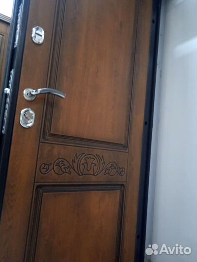 Входные двери - выставочные образцы