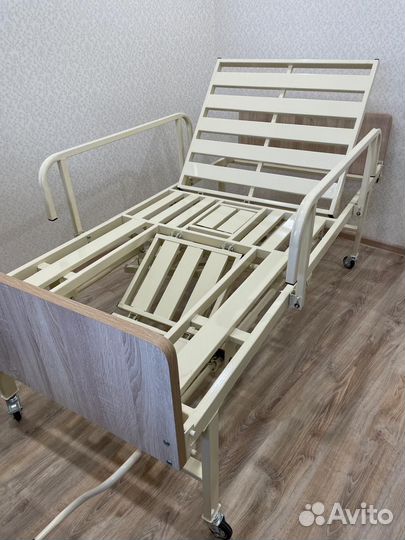 Медицинская кровать для лежачих больных б/у