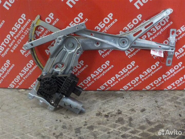 Стеклоподъемник передний правый Opel Astra-H седан