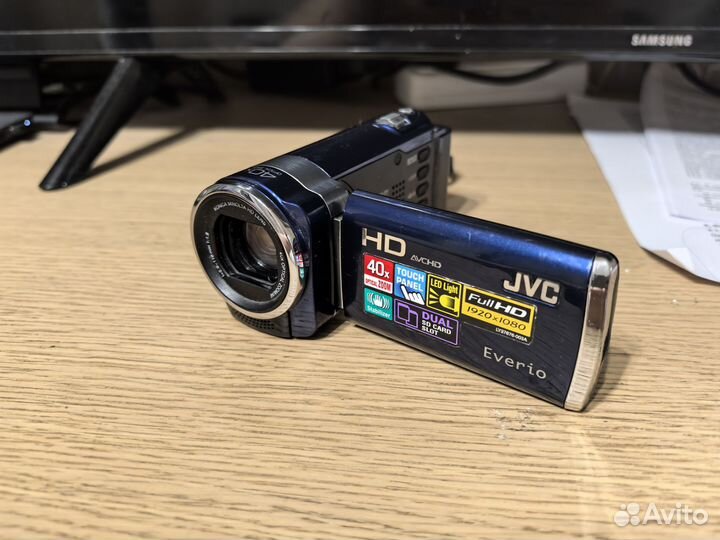 Видеокамера jvc everio gz-hm