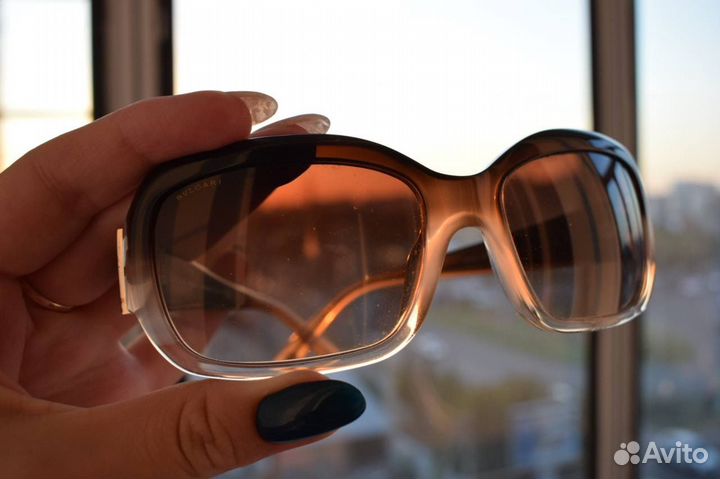 Солнечные очки женские