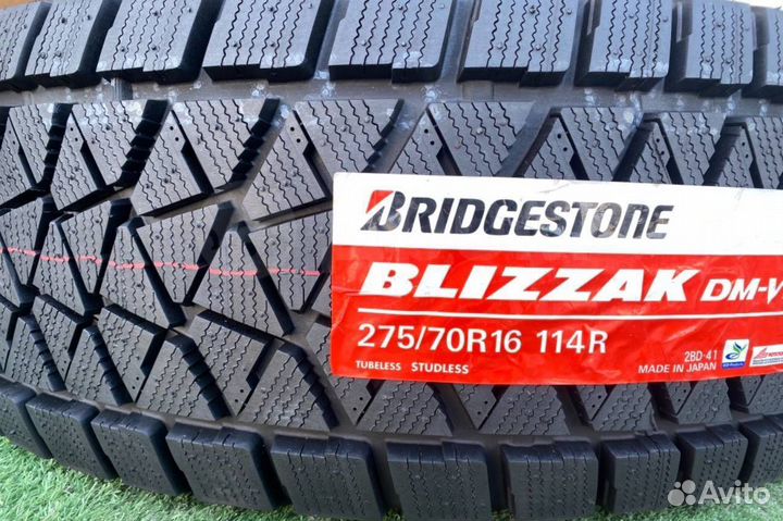 Bridgestone Blizzak Ice 245/45 R17 99T