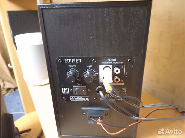 Колонки 2.0 Edifier R980T