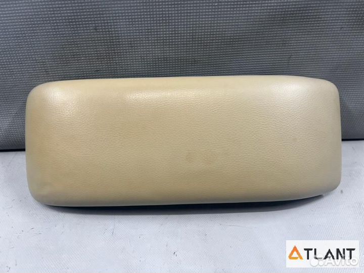 Крышка бардачка nissan tiida,tiida latio