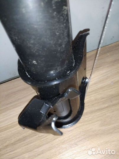 Стойки для автомобилей