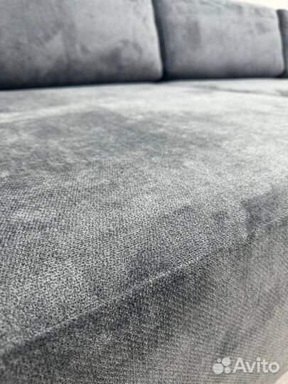 Диван с оттоманкой