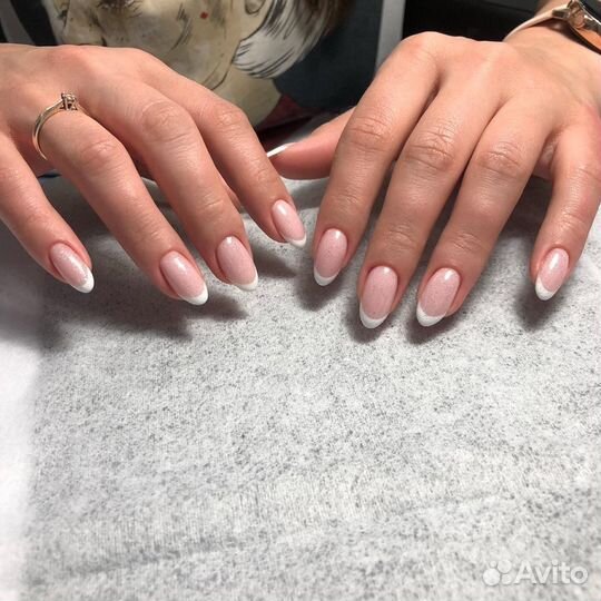 Маникюр с покрытием гель лаком