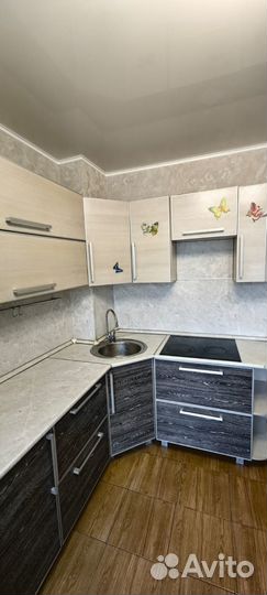Продам кухонный гарнитуры бу