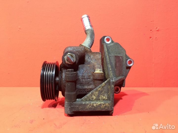 Насос гура для Ford Fusion fxja, 1.4 Duratec (Б/У)