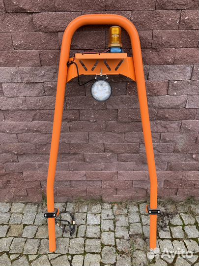 Защита на квадроцикл снегоход с сигнальным фонарем