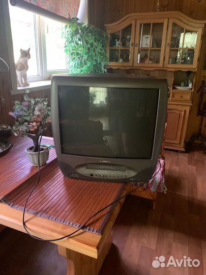 Телевизор