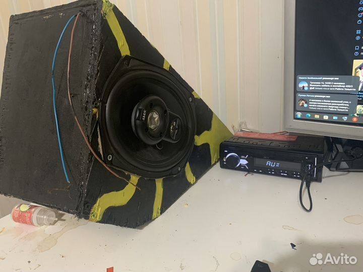 Сабвуфер с овалами