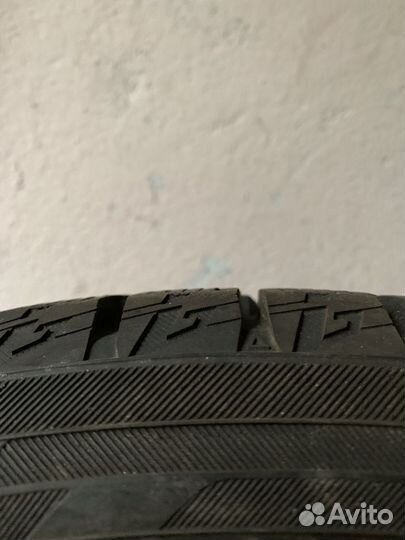 Yokohama Ice Guard IG60 275/35 R19