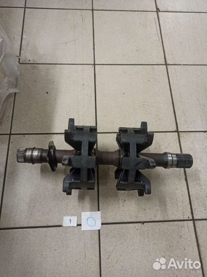 Приводной вал Arctic Cat M1100