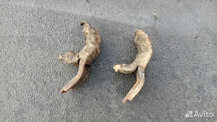 Крепление радиатора Toyota carina-E 4a-fe