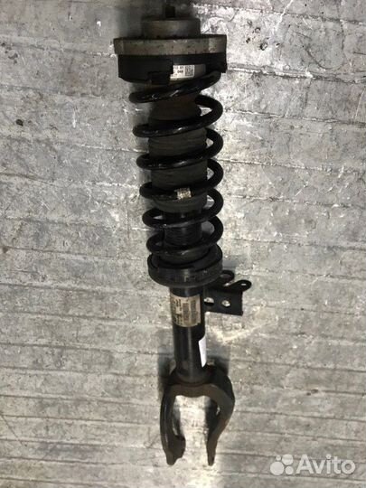 Амортизатор передний левый Bmw 5 F10