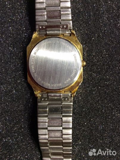 Оригинальные кварцевые часы Bulova