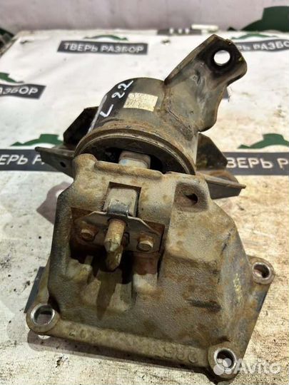 Подушка двигателя левая Hyundai Santa Fe 3 2.2