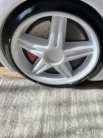 Детская кровать машинка