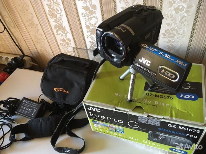 Цифровая видеокамера JVC Everio