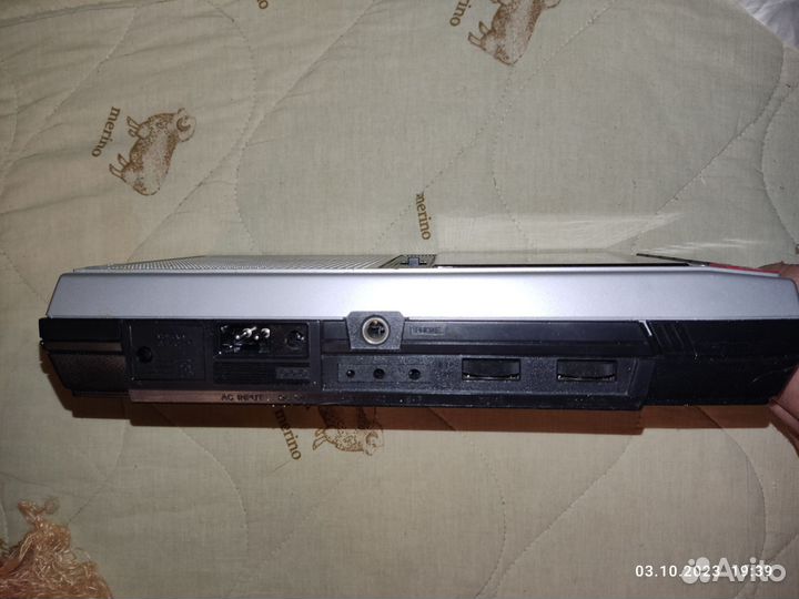 Магнитофон диктофон переносной кассетный sanyo