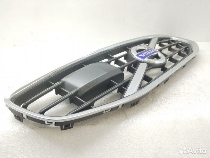 Решетка радиатора Volvo V60 1 2012