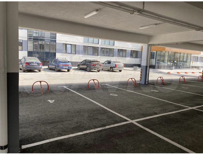 Машиноместо, 15 м²