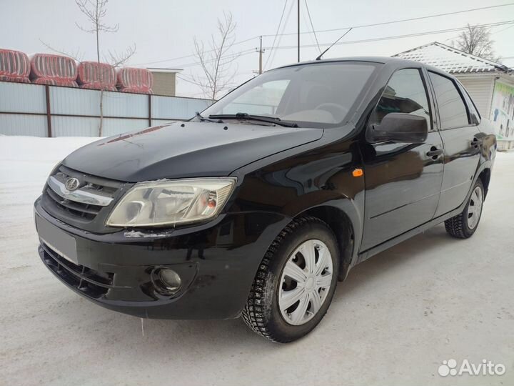 LADA Granta 1.6 МТ, 2015, 127 100 км