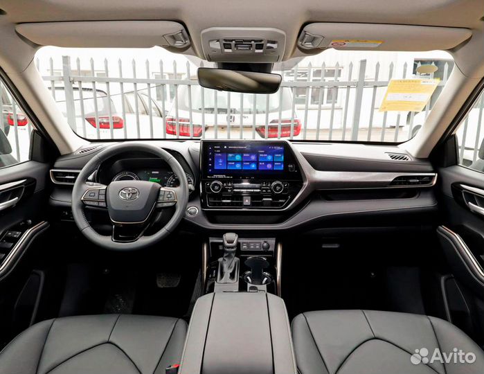 Toyota Highlander 2.0 AT, 2023, 14 км