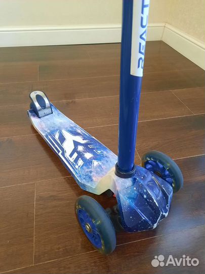 Самокат детский трехколесный