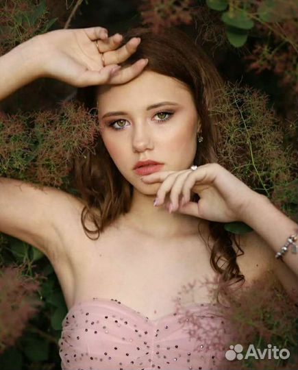 Макияж, причёски, брови