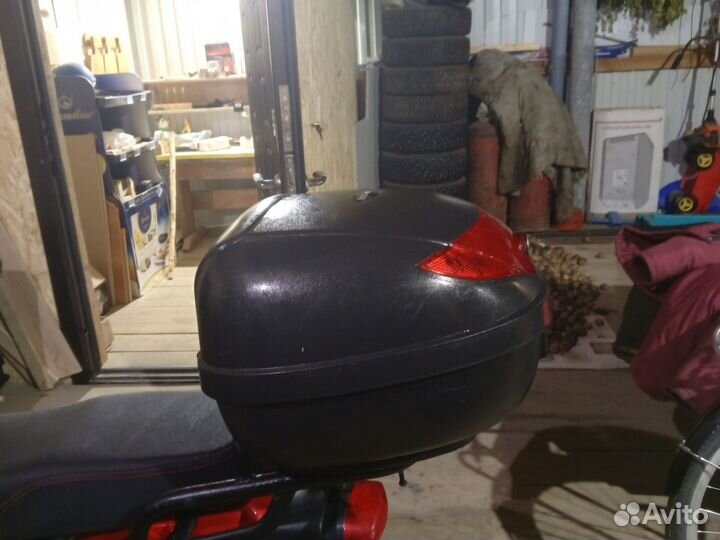 Кофр на мопед альфа