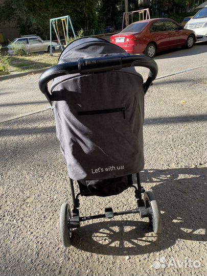 Коляска прогулочная